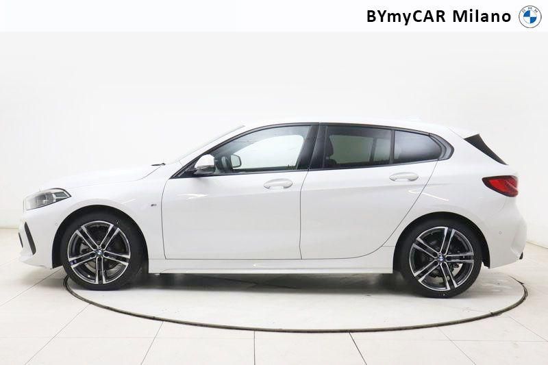 BMW Serie 1 118d Msport auto https://cdn.bymycar.eu/it-bo/assets/images/vehicles/vo/4693/BMW-SERIE-1-F40-jpg-2.jpg