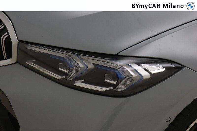 BMW Serie 3 320d Touring mhev 48V xdrive MSport auto https://cdn.bymycar.eu/it-bo/assets/images/vehicles/vo/4700/BMW-SERIE-3-G21-2022-TOURING-jpg-2.jpg