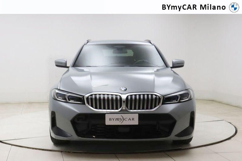 BMW Serie 3 320d Touring mhev 48V xdrive MSport auto https://cdn.bymycar.eu/it-bo/assets/images/vehicles/vo/4703/BMW-SERIE-3-G21-2022-TOURING-jpg-4.jpg