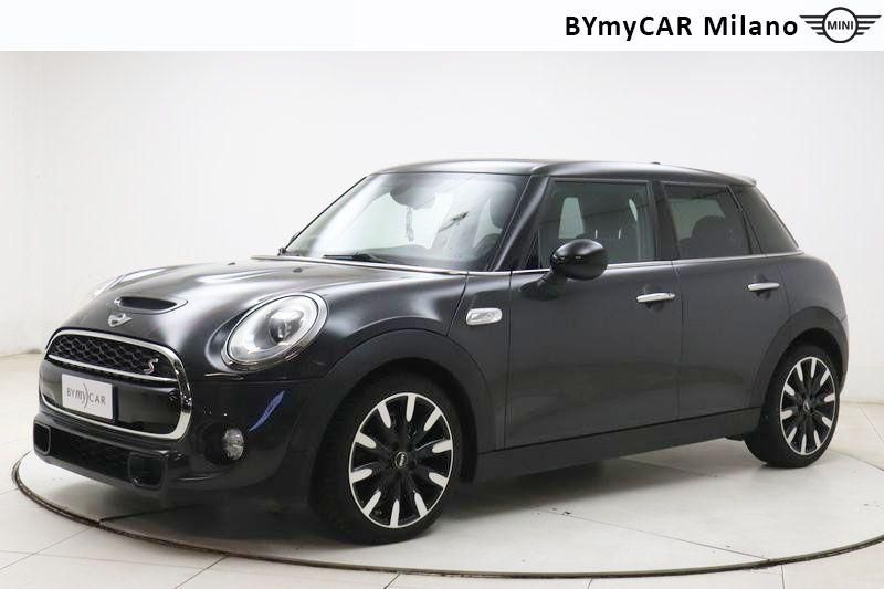 Mini Mini Mini 2.0 Cooper SD Boost 5p auto https://cdn.bymycar.eu/it-bo/assets/images/vehicles/vo/4708/MINI-MINI-IV-F55-F56-2014-jpg-0.jpg