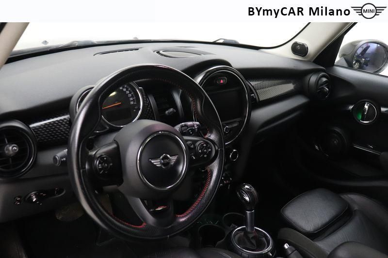 Mini Mini Mini 2.0 Cooper SD Boost 5p auto https://cdn.bymycar.eu/it-bo/assets/images/vehicles/vo/4708/MINI-MINI-IV-F55-F56-2014-jpg-11.jpg