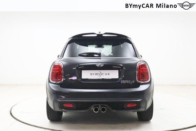 Mini Mini Mini 2.0 Cooper SD Boost 5p auto https://cdn.bymycar.eu/it-bo/assets/images/vehicles/vo/4708/MINI-MINI-IV-F55-F56-2014-jpg-3.jpg