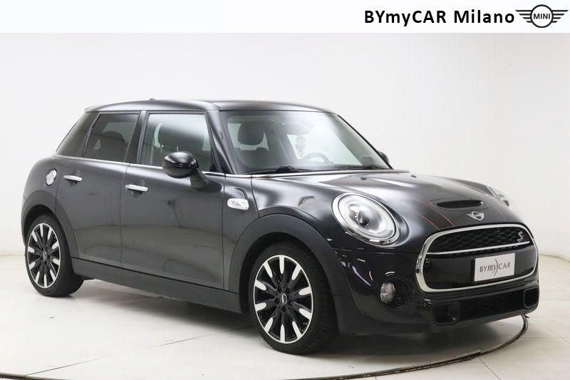 Mini Mini Mini 2.0 Cooper SD Boost 5p auto https://cdn.bymycar.eu/it-bo/assets/images/vehicles/vo/4708/MINI-MINI-IV-F55-F56-2014-jpg-5.jpg