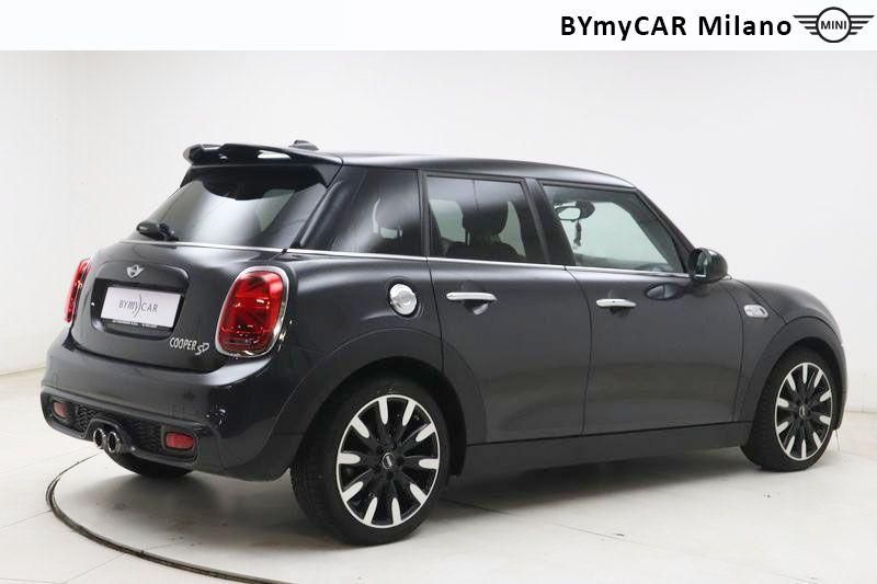 Mini Mini Mini 2.0 Cooper SD Boost 5p auto https://cdn.bymycar.eu/it-bo/assets/images/vehicles/vo/4708/MINI-MINI-IV-F55-F56-2014-jpg-7.jpg