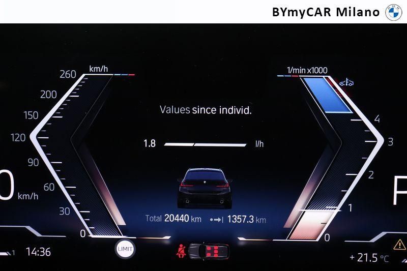 BMW Serie 3 320d Touring mhev 48V xdrive MSport auto https://cdn.bymycar.eu/it-bo/assets/images/vehicles/vo/4710/BMW-SERIE-3-G21-2022-TOURING-jpg-5.jpg