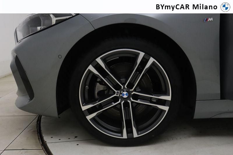 BMW Serie 1 118d Msport auto https://cdn.bymycar.eu/it-bo/assets/images/vehicles/vo/4719/BMW-SERIE-1-F40-jpg-11.jpg