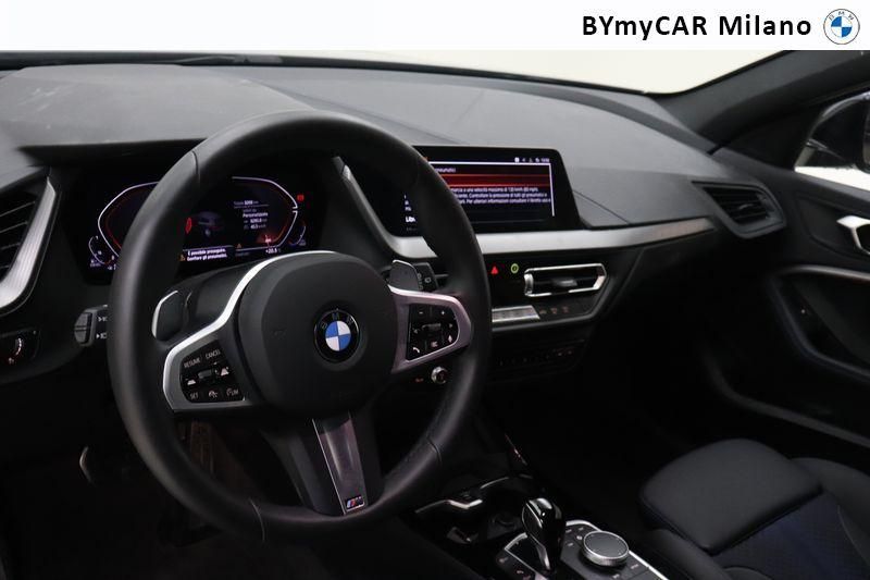 BMW Serie 1 118d Msport auto https://cdn.bymycar.eu/it-bo/assets/images/vehicles/vo/4721/BMW-SERIE-1-F40-jpg-11.jpg
