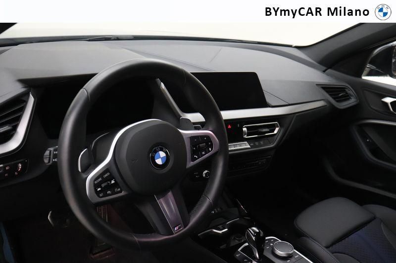 BMW Serie 1 118d Msport auto https://cdn.bymycar.eu/it-bo/assets/images/vehicles/vo/4725/BMW-SERIE-1-F40-jpg-11.jpg