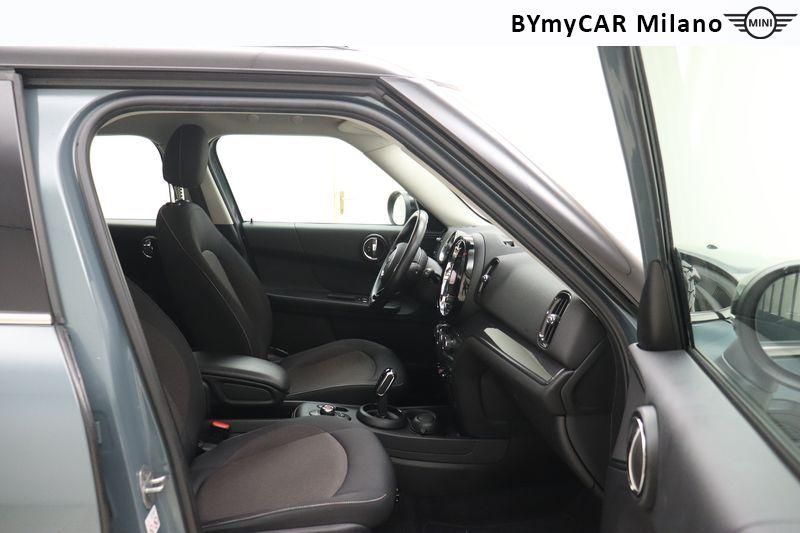 Mini Countryman Mini Countryman 2.0 Cooper D Essential auto https://cdn.bymycar.eu/it-bo/assets/images/vehicles/vo/4726/MINI-MINI-COUNTRYMAN-F60-2020-jpg-7.jpg