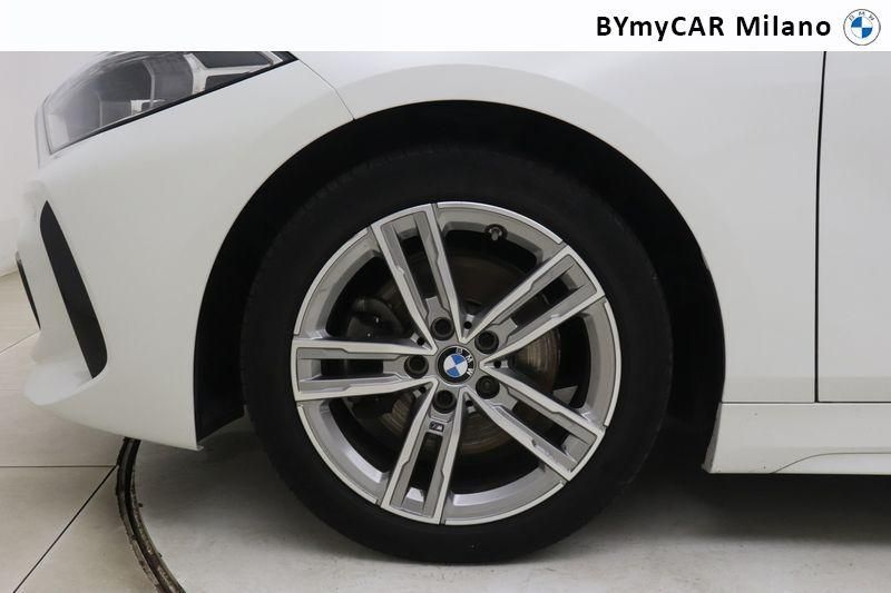 BMW Serie 1 118i Msport 140cv auto https://cdn.bymycar.eu/it-bo/assets/images/vehicles/vo/4727/BMW-SERIE-1-F40-jpg-9.jpg