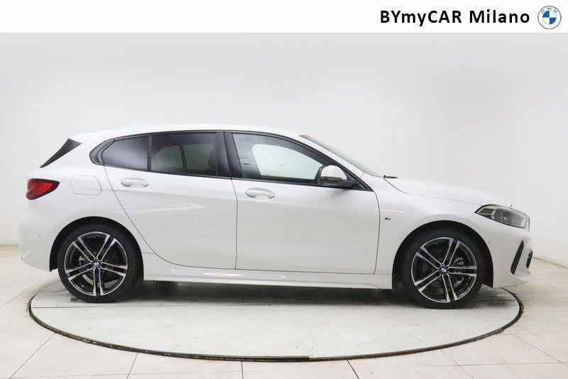 BMW Serie 1 118d Msport auto https://cdn.bymycar.eu/it-bo/assets/images/vehicles/vo/4729/BMW-SERIE-1-F40-jpg-6.jpg