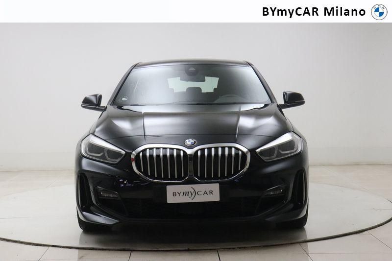BMW Serie 1 118i Msport 136cv auto https://cdn.bymycar.eu/it-bo/assets/images/vehicles/vo/4732/BMW-SERIE-1-F40-jpg-3.jpg
