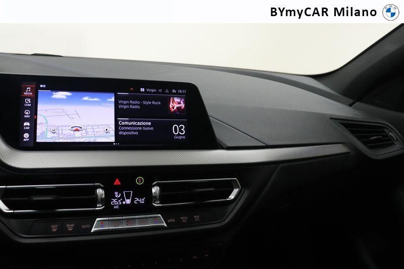 BMW Serie 1 118d Msport auto https://cdn.bymycar.eu/it-bo/assets/images/vehicles/vo/4737/BMW-SERIE-1-F40-jpg-12.jpg