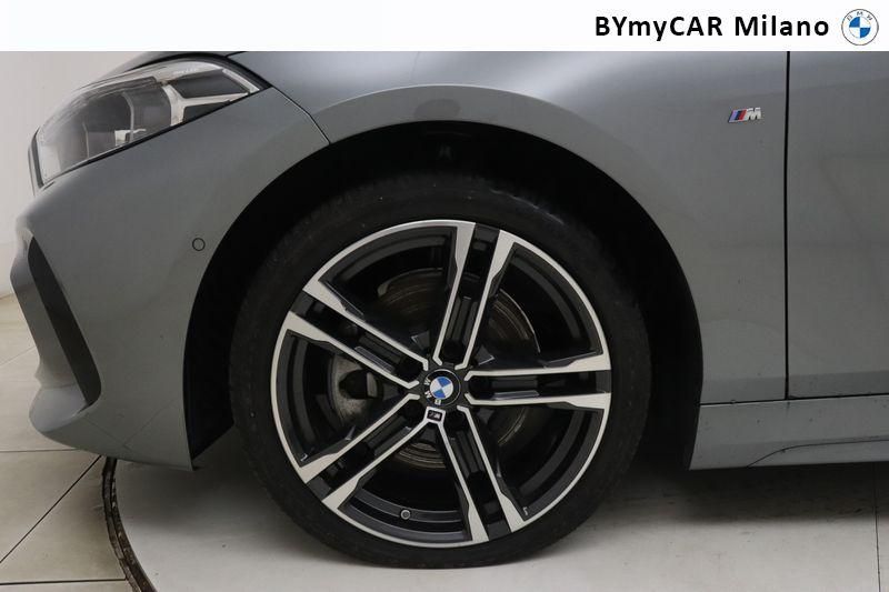 BMW Serie 1 118d Msport auto https://cdn.bymycar.eu/it-bo/assets/images/vehicles/vo/4737/BMW-SERIE-1-F40-jpg-9.jpg