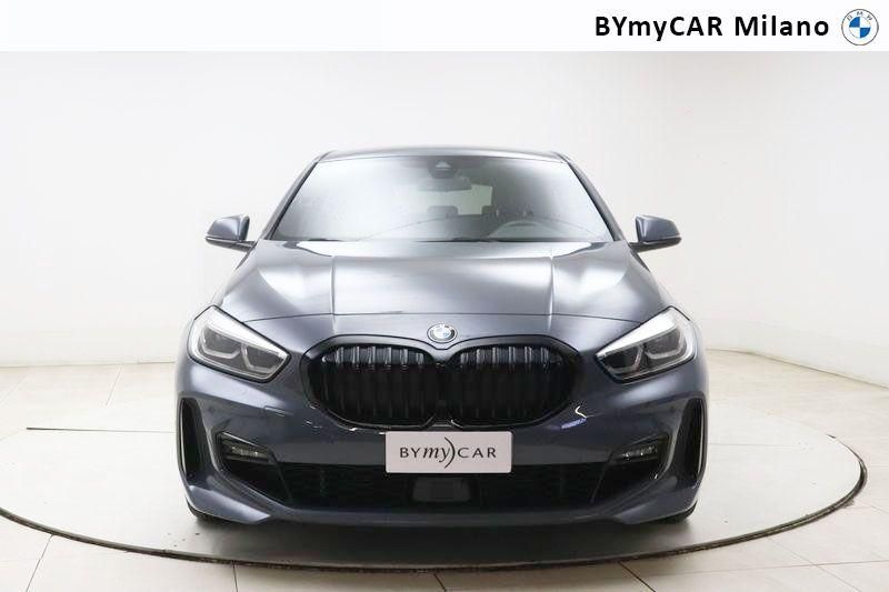 BMW Serie 1 118d Msport auto https://cdn.bymycar.eu/it-bo/assets/images/vehicles/vo/4744/BMW-SERIE-1-F40-jpg-4.jpg
