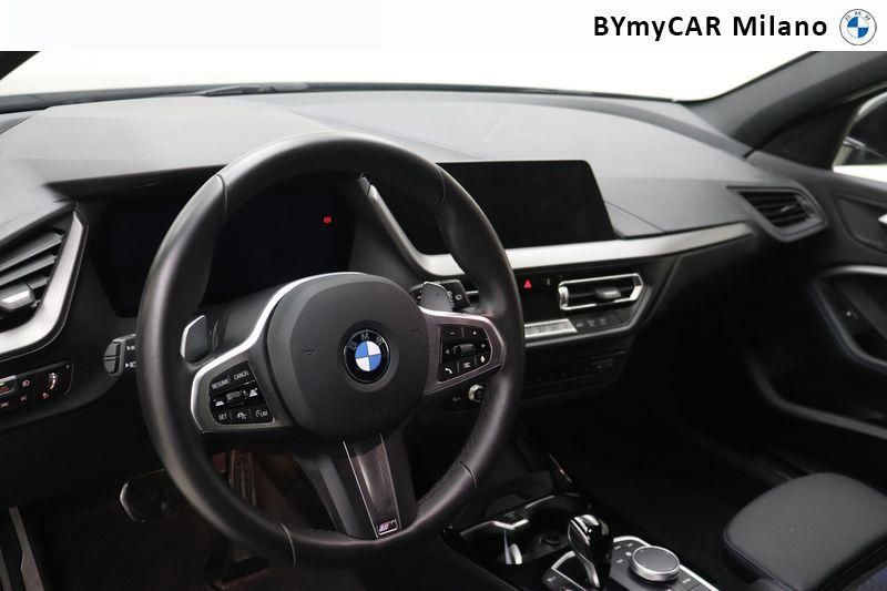 BMW Serie 1 118d Msport auto https://cdn.bymycar.eu/it-bo/assets/images/vehicles/vo/4746/BMW-SERIE-1-F40-jpg-11.jpg