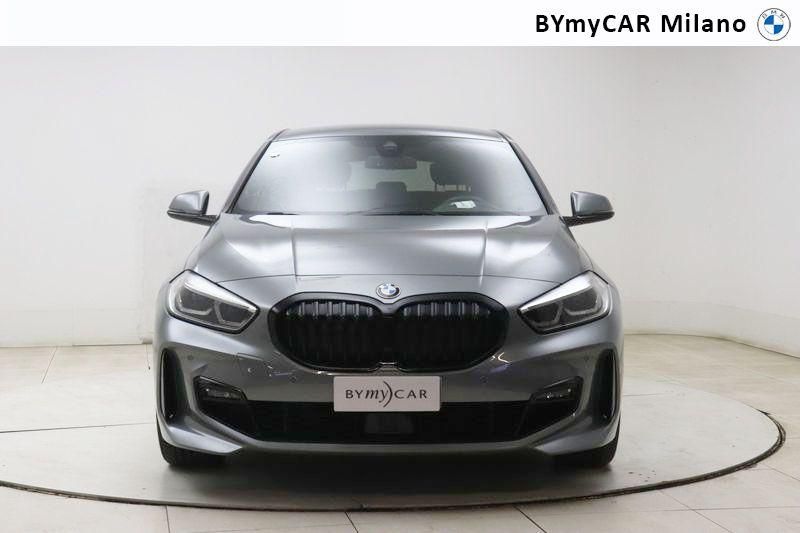 BMW Serie 1 118d Msport auto https://cdn.bymycar.eu/it-bo/assets/images/vehicles/vo/4746/BMW-SERIE-1-F40-jpg-4.jpg