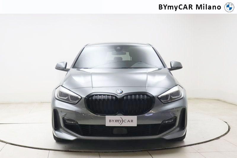 BMW Serie 1 118d Msport auto https://cdn.bymycar.eu/it-bo/assets/images/vehicles/vo/4747/BMW-SERIE-1-F40-jpg-4.jpg