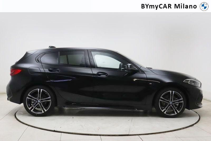 BMW Serie 1 118d Msport auto https://cdn.bymycar.eu/it-bo/assets/images/vehicles/vo/4748/BMW-SERIE-1-F40-jpg-6.jpg