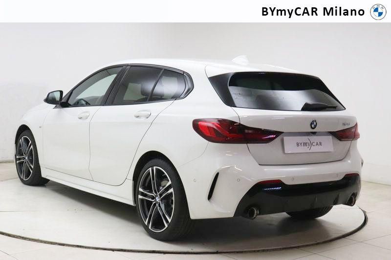 BMW Serie 1 118d Msport auto https://cdn.bymycar.eu/it-bo/assets/images/vehicles/vo/4751/BMW-SERIE-1-F40-jpg-15.jpg