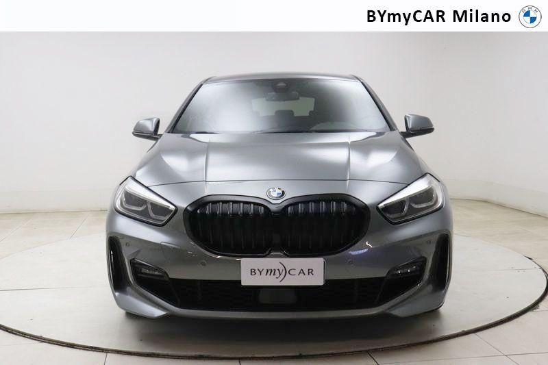 BMW Serie 1 118d Msport auto https://cdn.bymycar.eu/it-bo/assets/images/vehicles/vo/4756/BMW-SERIE-1-F40-jpg-4.jpg