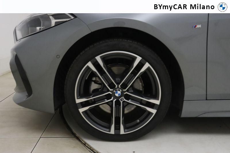 BMW Serie 1 118d Msport auto https://cdn.bymycar.eu/it-bo/assets/images/vehicles/vo/4810/BMW-SERIE-1-F40-jpg-9.jpg