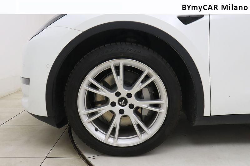 Tesla Model Y Model Y Long Range Dual Motor awd https://cdn.bymycar.eu/it-bo/assets/images/vehicles/vo/4815/TESLA-MODEL-Y-2021-jpg-9.jpg