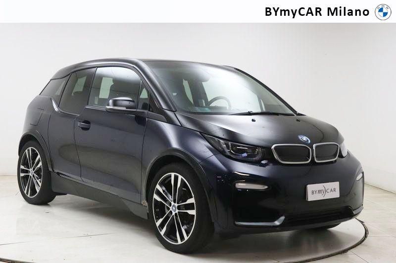 BMW i3 i3s 120Ah Advantage https://cdn.bymycar.eu/it-bo/assets/images/vehicles/vo/4816/BMW-I3-2018-jpg-5.jpg