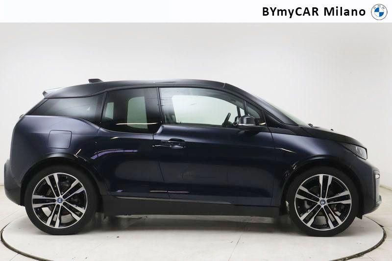 BMW i3 i3s 120Ah Advantage https://cdn.bymycar.eu/it-bo/assets/images/vehicles/vo/4816/BMW-I3-2018-jpg-6.jpg