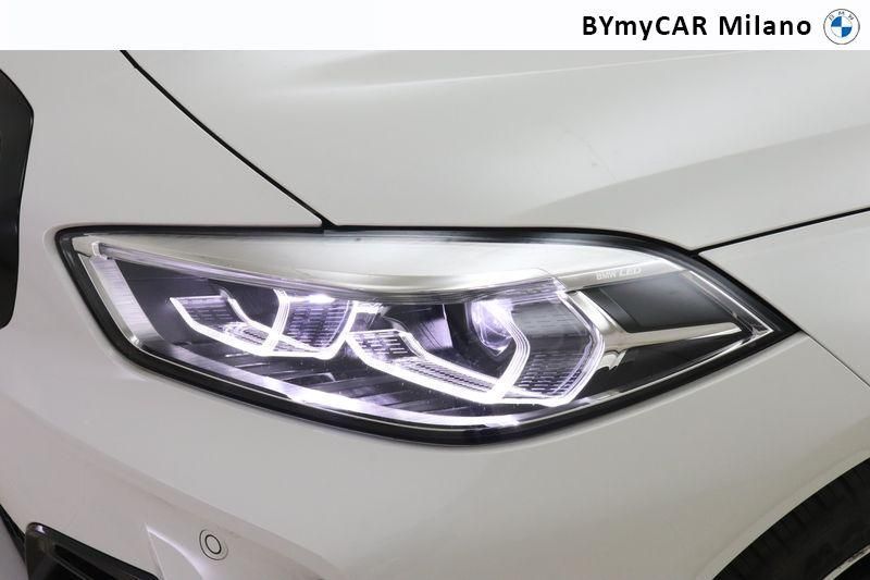 BMW Serie 1 118d Msport auto https://cdn.bymycar.eu/it-bo/assets/images/vehicles/vo/4819/BMW-SERIE-1-F40-jpg-10.jpg