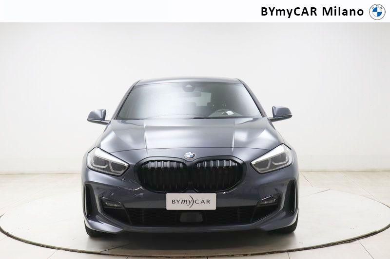 BMW Serie 1 118d Msport auto https://cdn.bymycar.eu/it-bo/assets/images/vehicles/vo/4824/BMW-SERIE-1-F40-jpg-3.jpg