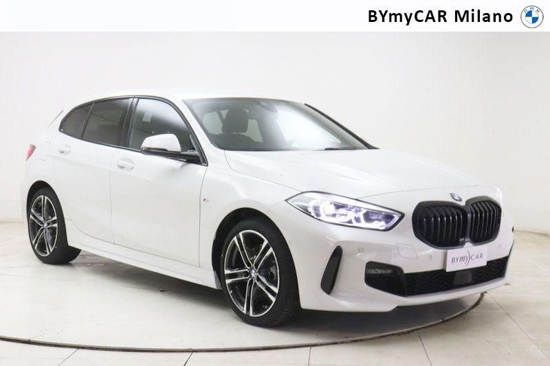 BMW Serie 1 118d Msport auto https://cdn.bymycar.eu/it-bo/assets/images/vehicles/vo/4826/BMW-SERIE-1-F40-jpg-4.jpg