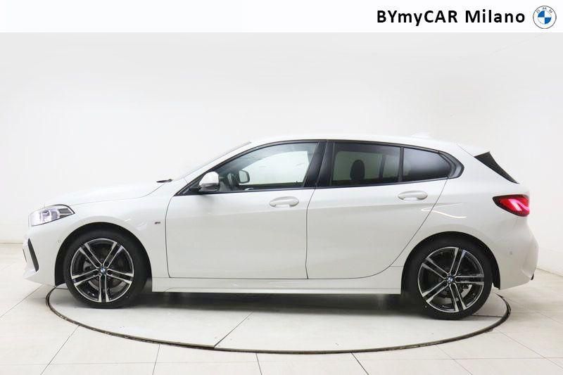 BMW Serie 1 118d Msport auto https://cdn.bymycar.eu/it-bo/assets/images/vehicles/vo/4827/BMW-SERIE-1-F40-jpg-2.jpg