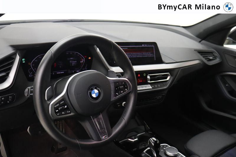 BMW Serie 1 118d Msport auto https://cdn.bymycar.eu/it-bo/assets/images/vehicles/vo/4827/BMW-SERIE-1-F40-jpg-8.jpg