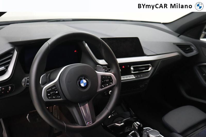 BMW Serie 1 118d Msport auto https://cdn.bymycar.eu/it-bo/assets/images/vehicles/vo/4830/BMW-SERIE-1-F40-jpg-11.jpg