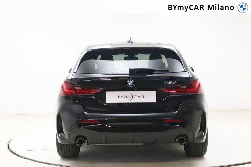 BMW Serie 1 118d Msport auto https://cdn.bymycar.eu/it-bo/assets/images/vehicles/vo/4830/BMW-SERIE-1-F40-jpg-3.jpg
