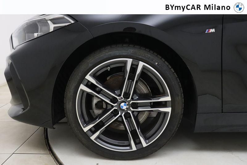 BMW Serie 1 118d Msport auto https://cdn.bymycar.eu/it-bo/assets/images/vehicles/vo/4830/BMW-SERIE-1-F40-jpg-9.jpg