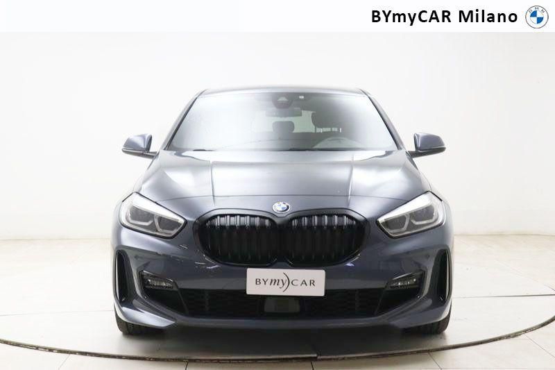 BMW Serie 1 118d Msport auto https://cdn.bymycar.eu/it-bo/assets/images/vehicles/vo/4834/BMW-SERIE-1-F40-jpg-4.jpg
