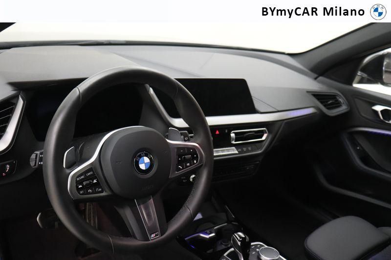 BMW Serie 1 118d Msport auto https://cdn.bymycar.eu/it-bo/assets/images/vehicles/vo/4835/BMW-SERIE-1-F40-jpg-11.jpg