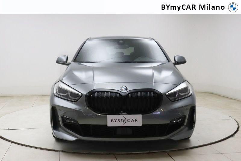 BMW Serie 1 118d Msport auto https://cdn.bymycar.eu/it-bo/assets/images/vehicles/vo/4835/BMW-SERIE-1-F40-jpg-4.jpg