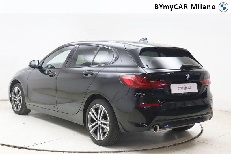 BMW Serie 1 118i Sport 140cv auto https://cdn.bymycar.eu/it-bo/assets/images/vehicles/vo/4858/BMW-SERIE-1-F40-jpg-15.jpg