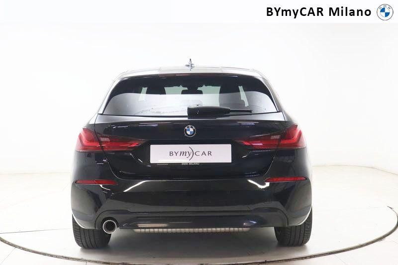 BMW Serie 1 118i Sport 140cv auto https://cdn.bymycar.eu/it-bo/assets/images/vehicles/vo/4858/BMW-SERIE-1-F40-jpg-3.jpg