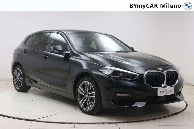 BMW Serie 1 118i Sport 140cv auto https://cdn.bymycar.eu/it-bo/assets/images/vehicles/vo/4858/BMW-SERIE-1-F40-jpg-5.jpg