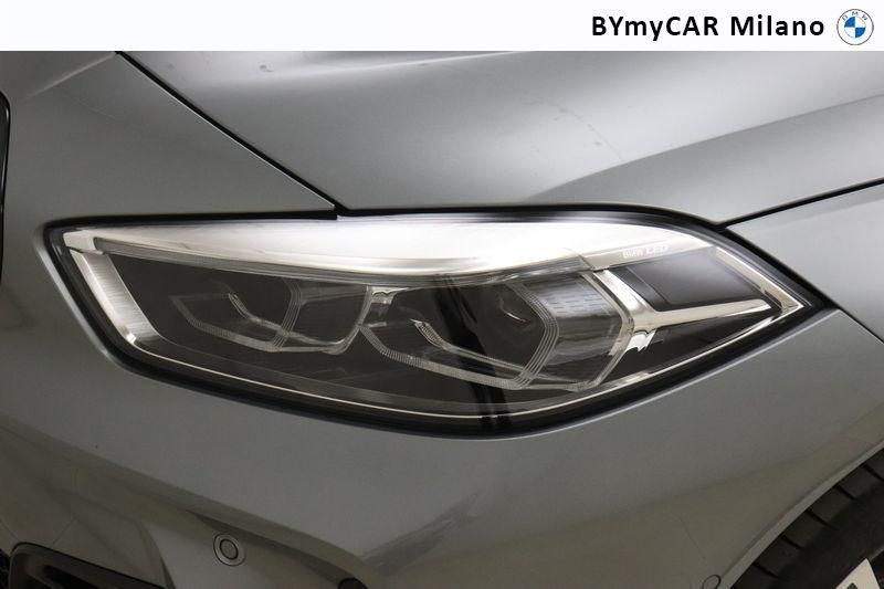 BMW Serie 1 118d Msport auto https://cdn.bymycar.eu/it-bo/assets/images/vehicles/vo/4869/BMW-SERIE-1-F40-jpg-10.jpg