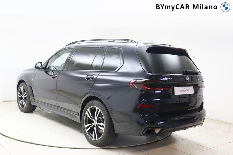 BMW X7 X7 xdrive 40d 48V MSport auto 7p.ti https://cdn.bymycar.eu/it-bo/assets/images/vehicles/vo/4871/BMW-X7-G07-2022-jpg-2.jpg