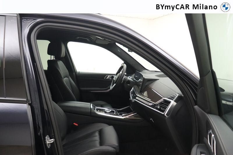 BMW X7 X7 xdrive 40d 48V MSport auto 7p.ti https://cdn.bymycar.eu/it-bo/assets/images/vehicles/vo/4871/BMW-X7-G07-2022-jpg-9.jpg