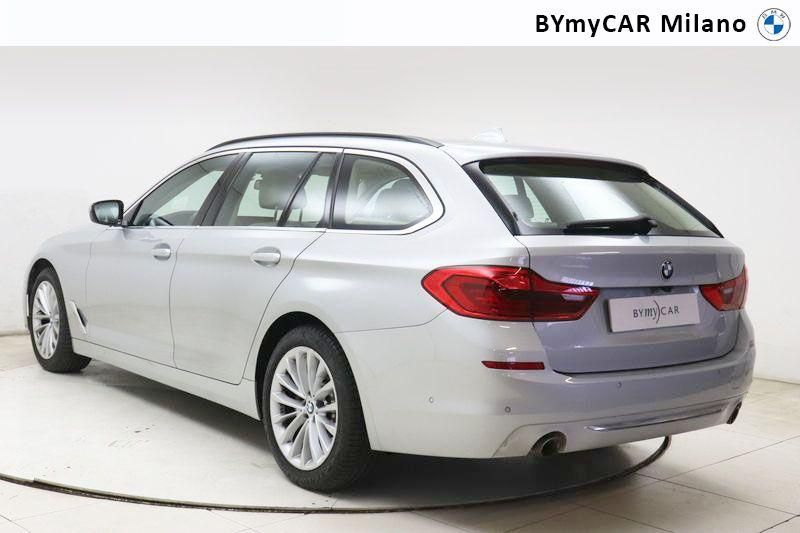 BMW Serie 5 530i Touring xdrive Luxury auto https://cdn.bymycar.eu/it-bo/assets/images/vehicles/vo/4878/BMW-SERIE-5-G31-2017-TOURING-jpg-2.jpg