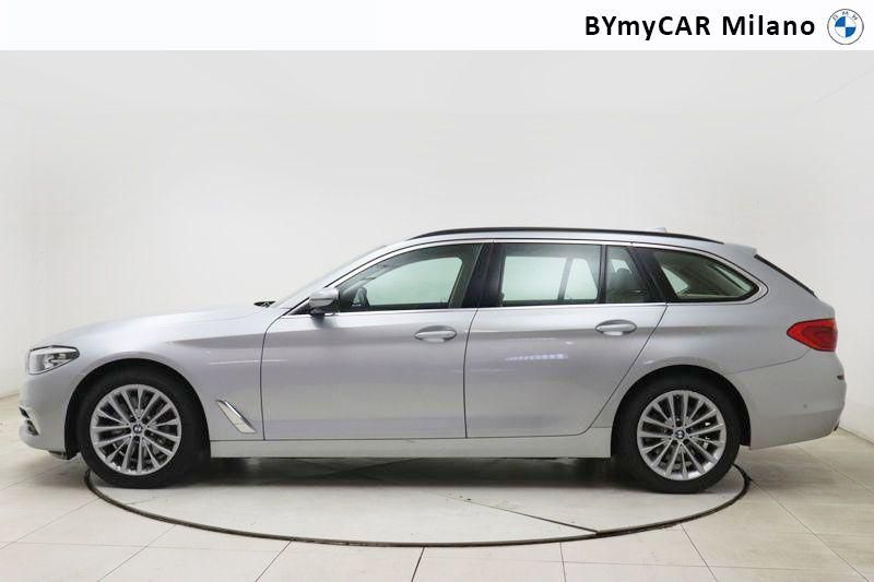 BMW Serie 5 530i Touring xdrive Luxury auto https://cdn.bymycar.eu/it-bo/assets/images/vehicles/vo/4878/BMW-SERIE-5-G31-2017-TOURING-jpg-3.jpg