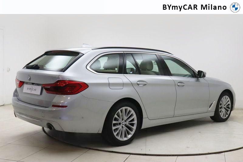 BMW Serie 5 530i Touring xdrive Luxury auto https://cdn.bymycar.eu/it-bo/assets/images/vehicles/vo/4878/BMW-SERIE-5-G31-2017-TOURING-jpg-8.jpg