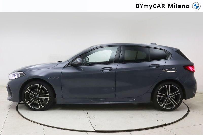 BMW Serie 1 118d Msport auto https://cdn.bymycar.eu/it-bo/assets/images/vehicles/vo/4884/BMW-SERIE-1-F40-jpg-2.jpg
